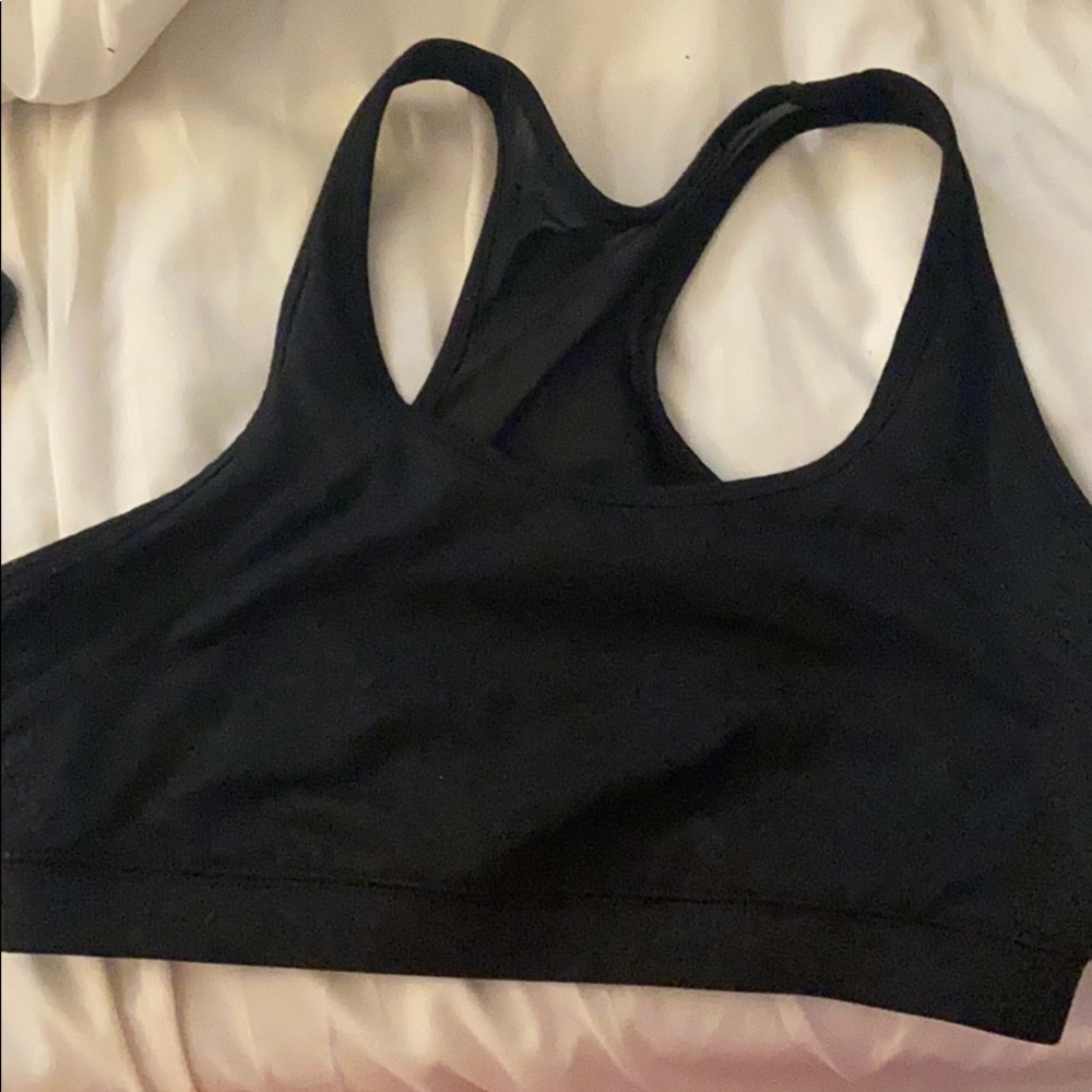 Sports bra